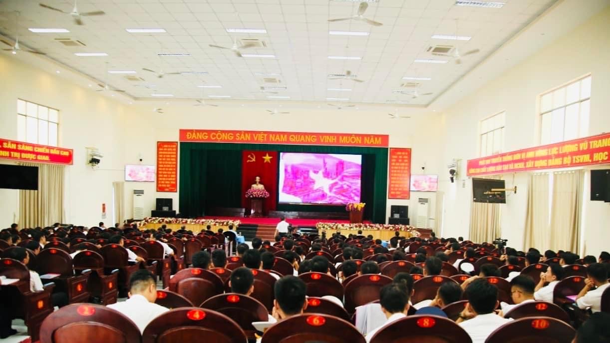  Vận dụng tác phẩm “Một số vấn đề lý luận và thực tiễn về CNXH và con đường đi lên CNXH ở Việt Nam” của đồng chí Tổng Bí thư Nguyễn Phú Trọng trong công tác tư tưởng của Đảng bộ tỉnh Khánh Hòa hiện nay